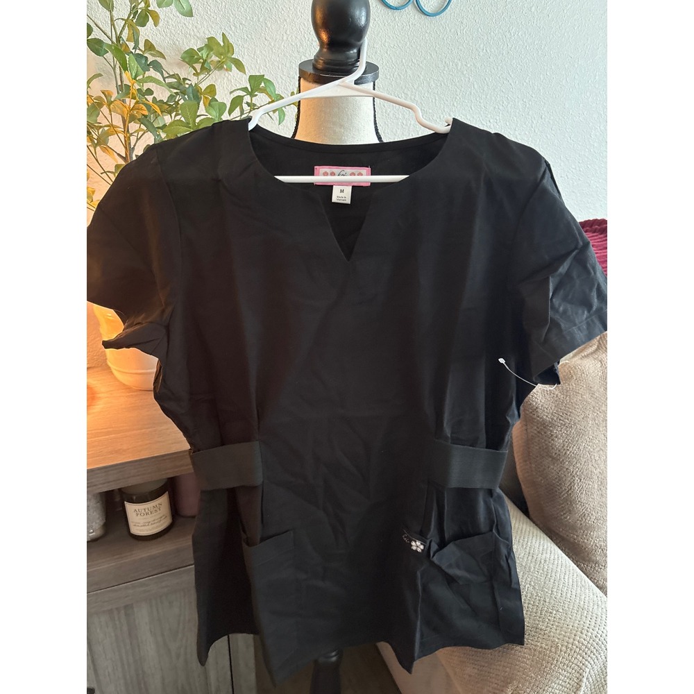 Koi by Kathy Peterson Black Scrub Top Women Medium Style 166 V-Neck NWOT